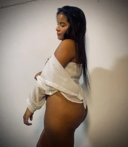 Kiara_Naomi Public Εικόνα