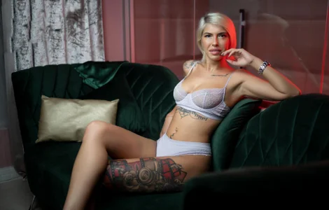 PornWithNora's photo