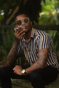 esteveen_ortegas_ Welcome July Immagine  3