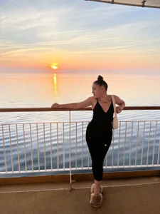 SinfulKittenn: Public ( 3 фото)