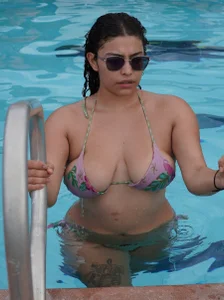 Dollar-girl Cocktel and Pool Day 💦🍹 صورة واحدة|Dollar-girl Cocktel and Pool Day 💦🍹 صورتان|Dollar-girl Cocktel and Pool Day 💦🍹  صور|Dollar-girl Cocktel and Pool Day 💦🍹  صورة