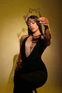 forbidden goddess de sam_lewins  photos