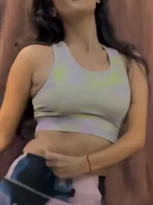 sexy-riya43 Public Pic