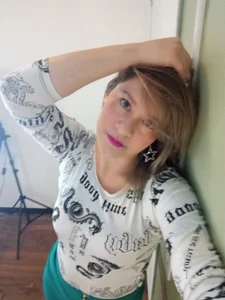 Chanelll_Taylorr_のSome transmissionsの 5枚の写真