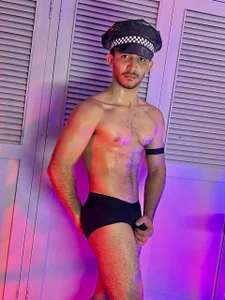 i'm your favorite police de caius_bigcock1  7 photos