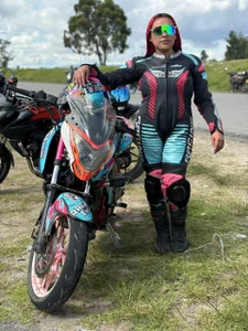 I am also a motorcyclist🌷 od Camilaa_vega1  snímek