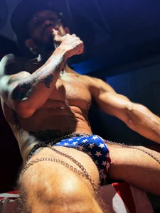 Simon_Rz 4th of July 🎉 Pic 2