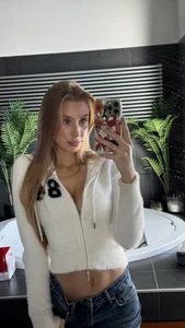 HelloKikky1 Public Fotka 3