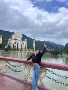 Sally_Sins Vale, get out of here🍃🤍 Foto 4