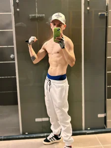 weshbromws Public Immagine  8