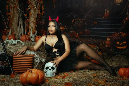 👻Trick or kiss?🎃 you choose.😈 de SUZETMONACO  5 photos