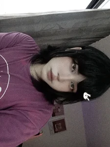 Daniellesins1のMore of meの 8枚の写真