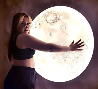 Luna_Host Moonlight Kuva 5