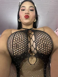 AnnaRosse1 “Velvet Sins” Immagine  3