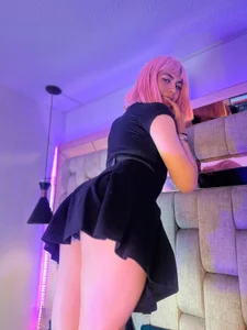 Dylan_Cooper1 do you like my skirt? รูป  4