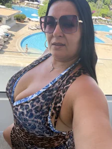 LindaBrairs Vacation Pic 3