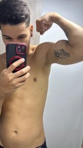 maximo_vitale19 Public Pic