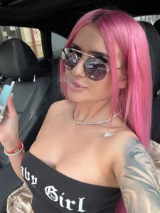 Miky_Lust: Public ( 7 фото)