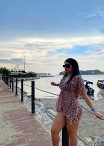 IsaDiiaz Beach and sun 😎 Immagine  3