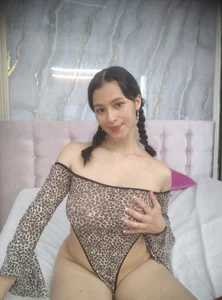 SalomeeHillsのPublicの 3枚の写真