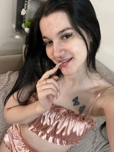 OdaGoding My new outfit, waiting for your review Foto