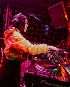 elanith_ Know me ❤️ Pic 6