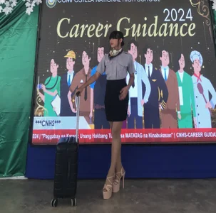 Ur_Thaynecummersx Public Pic 4