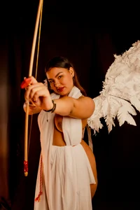 Straight to the heart. No warning. de CamilaThaylor Foto 4