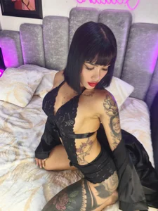 juliane_sweer1 sexy_juliane Pic 3