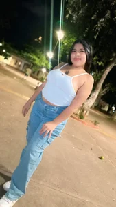 BRITHANNY🦄 de Hityour_bitchhard  7 Imagens