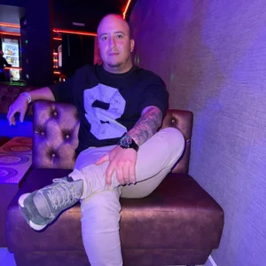 simon_966 Public Foto 5