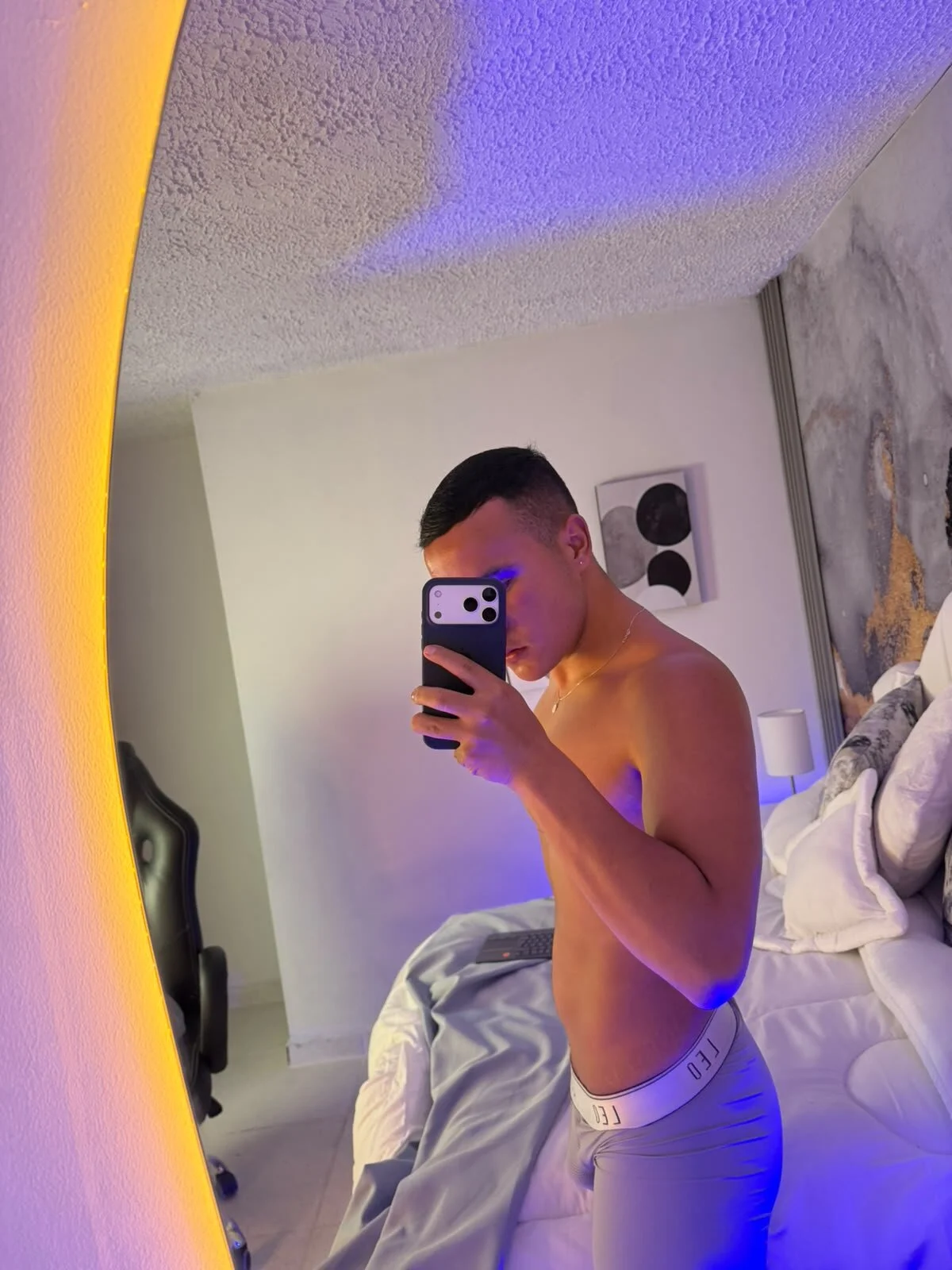 Zaydan_Cortez Právě oblíbené foto 9377