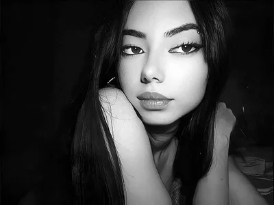 Sapphire_pink Public Pic 2