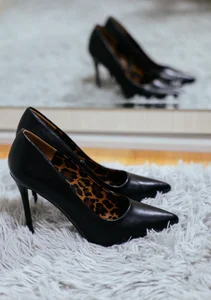 Only1liza 💥 Heels on / off Pic