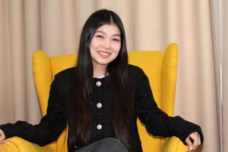 AmeliyaJunePublic图片