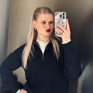 EugeniePostemski Public Foto 3