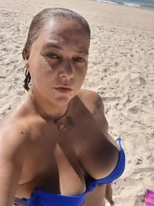 islandwoman Ilha 🏝️ Pic 4