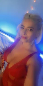 BellaBellaHot Public Kuva 3