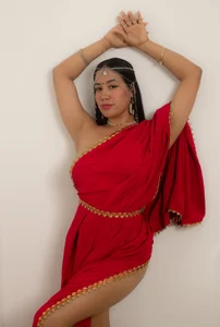 Katrina_baurii My favorite color of saree Poză 2