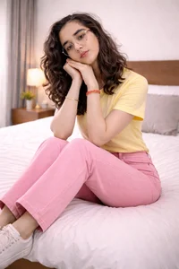 Saishaa: Papa Ki pri ( 4 фото)