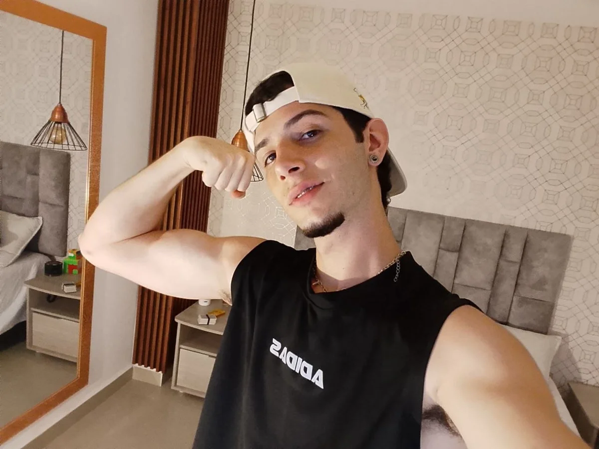 isaacblaze_ popularna fotka 9869