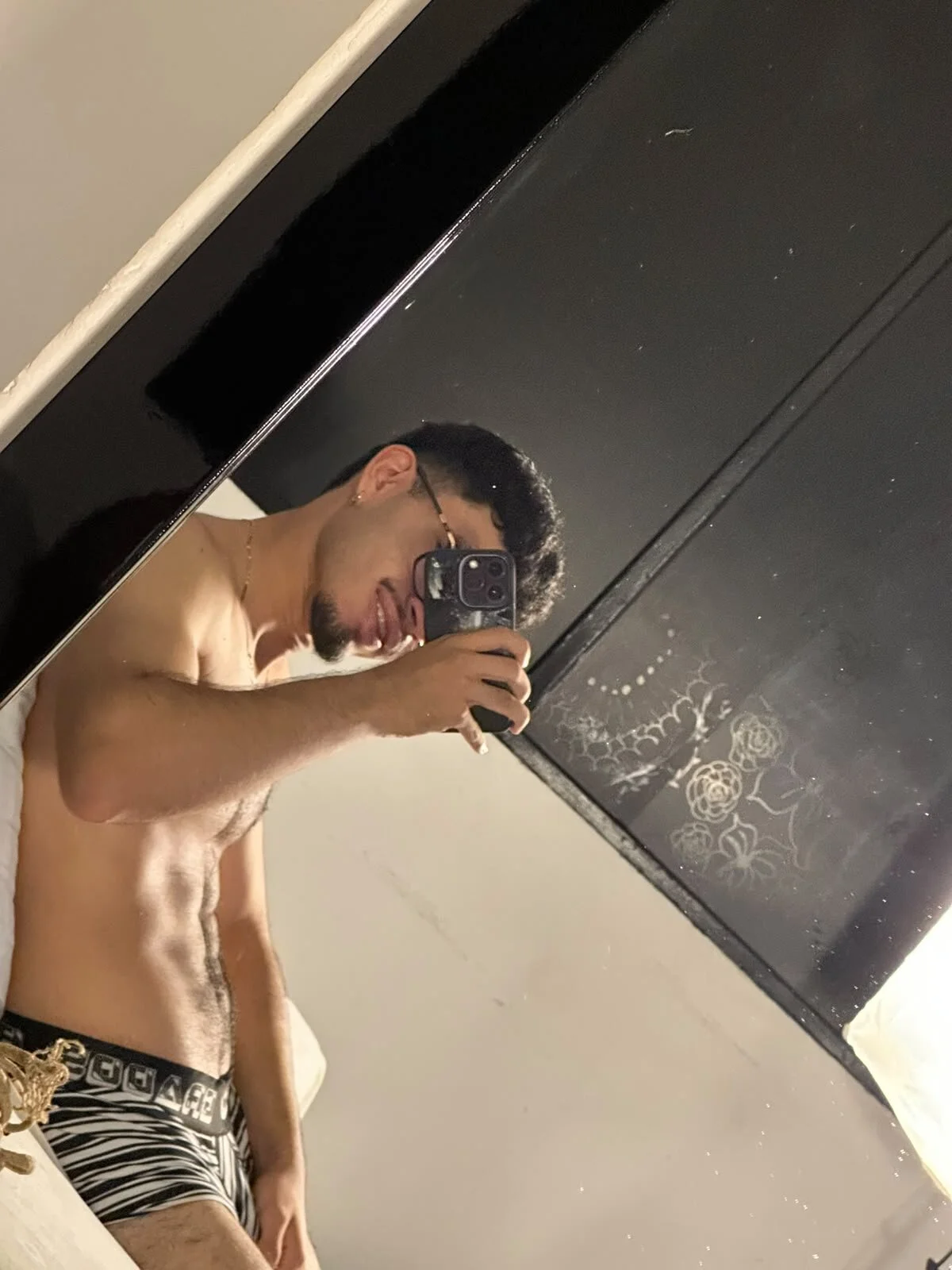 %{count, plural, one {תמונה טרנדית של Jaxon_Carter} two {שתי תמונות טרנדיות של Jaxon_Carter} many { 151 תמונות טרנדיות של Jaxon_Carter} other { 151 תמונות טרנדיות של Jaxon_Carter}}