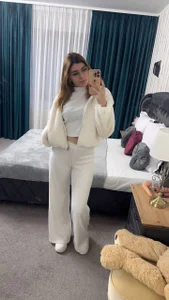 AnisiaConnor My normal life Pic 6