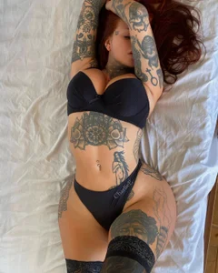 charlotteemerson123 Public Bilde 5