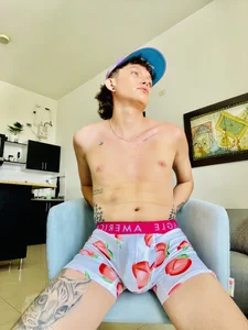 ccamilo-andress Public  7টি ছবি