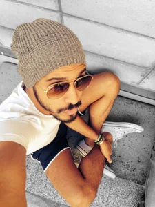 EmberDude Public Bilde