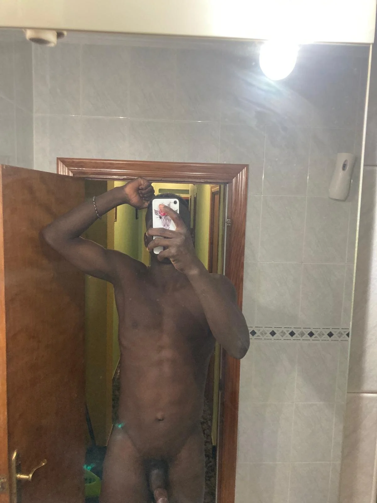 agdo010  169. kiemelt képe