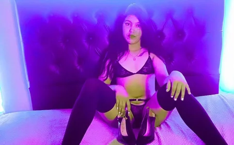 emily_rosse04 Public Pic