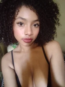 Larita_curly cute Foto