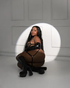 Zdjęcia Dasha_Bee33 Dasha🖤Black and Hot 🥵😈:  3